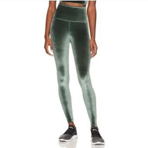 Beyond Yoga Velvet Midi High Waisted Leggings in Forest Green size Medium
